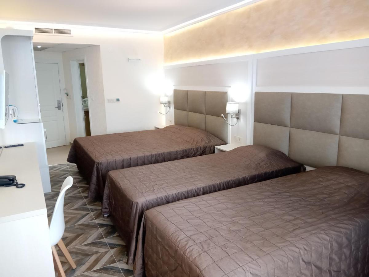 Sea View Triple S B Pomorie Exterior foto